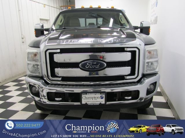 Used 2015 Ford F350 4x4 Crew Cab Super Duty image 2