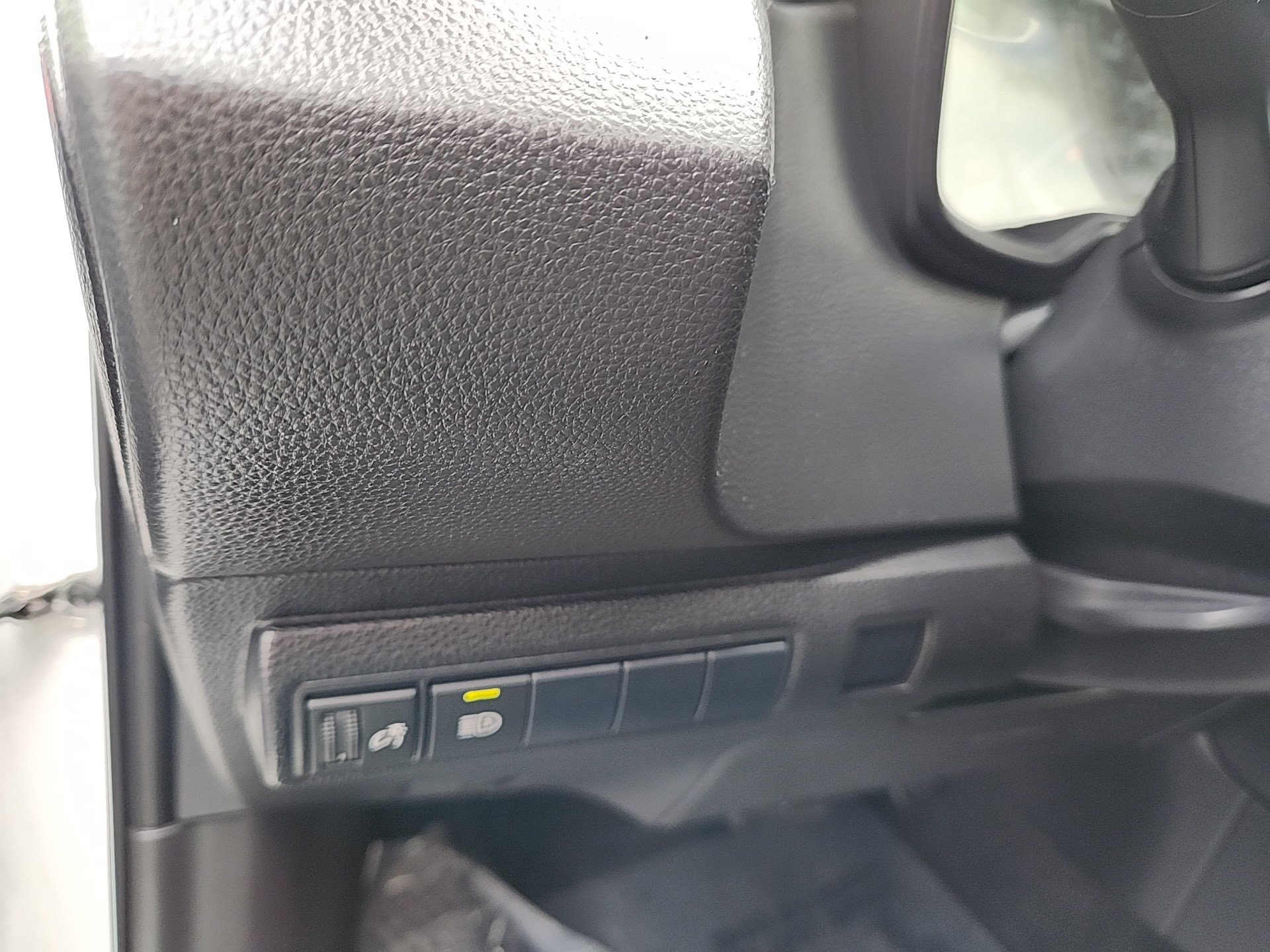 Certified 2020 Toyota Corolla LE FWD image 12