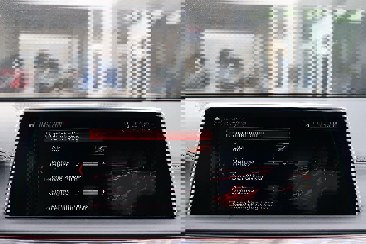 Used 2019 BMW 750i xDrive w/ Luxury Rear Seating Package image 31