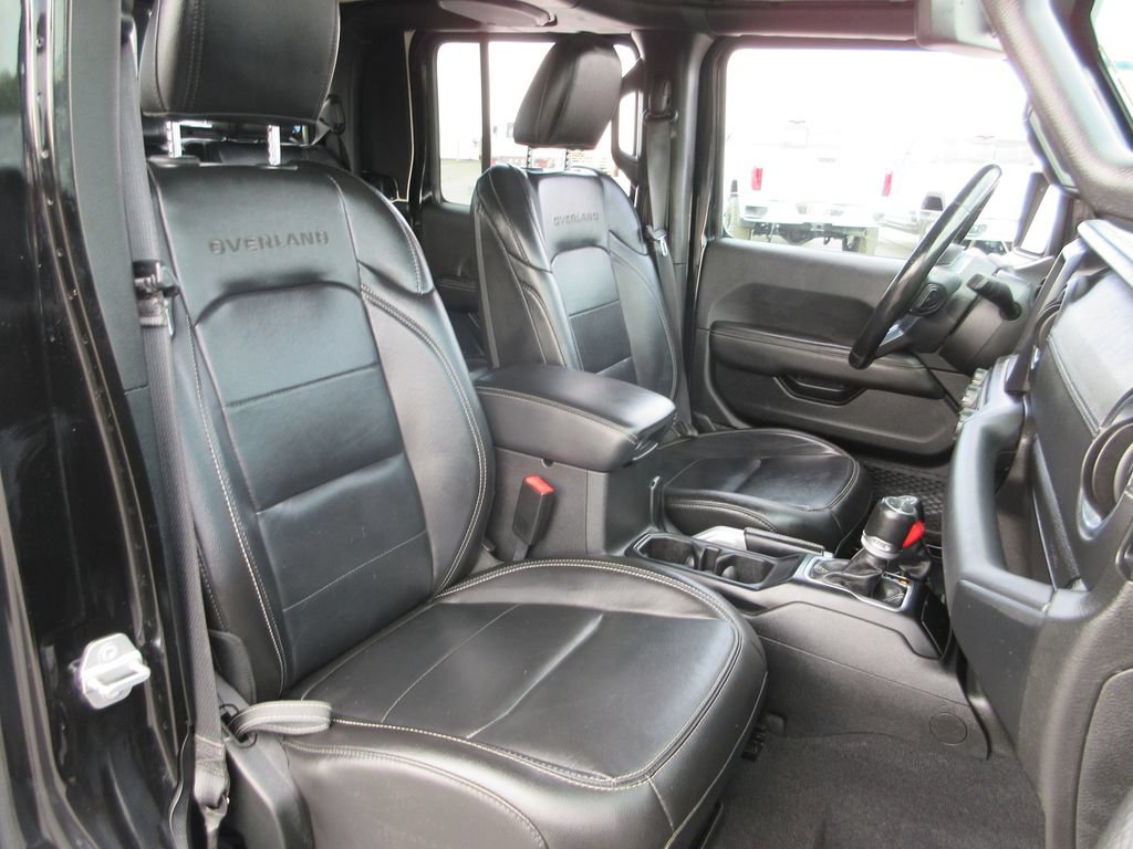 Used 2020 Jeep Gladiator Overland AWD/4WD image 21