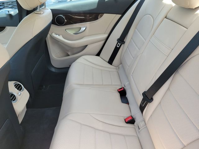 Used 2016 Mercedes-Benz C 300 Sedan image 8