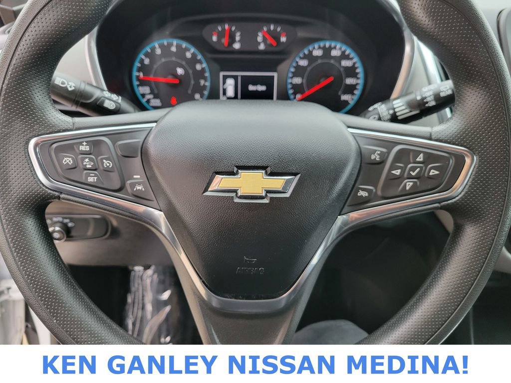 Used 2021 Chevrolet Equinox LS image 27