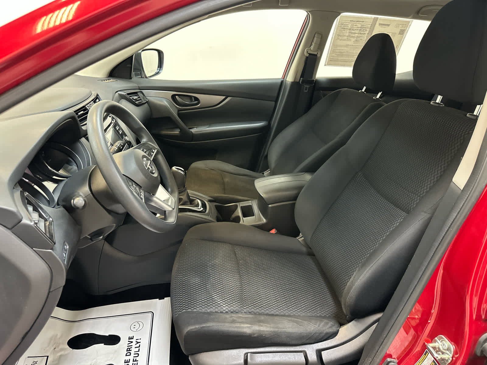 Certified 2018 Nissan Rogue Sport S w/ S Appearance Package AWD/4WD image 4