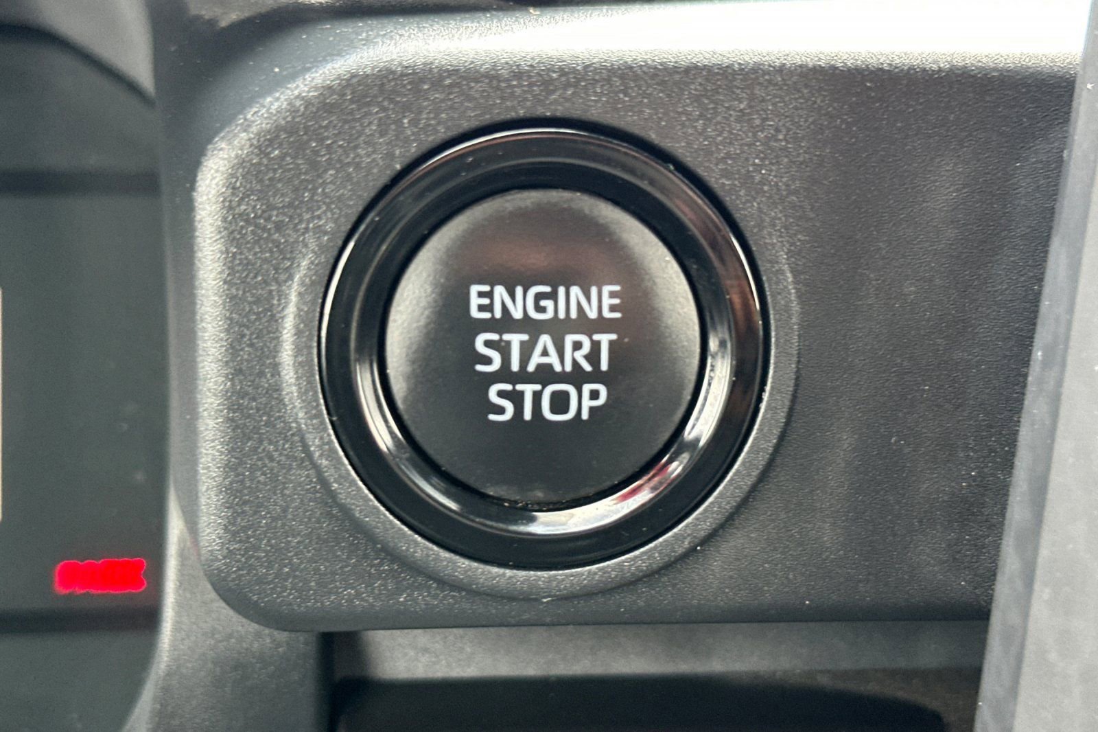 Used 2025 Toyota Tacoma SR5 image 23