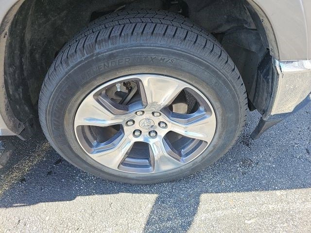 Used 2019 RAM 1500 Laramie image 10