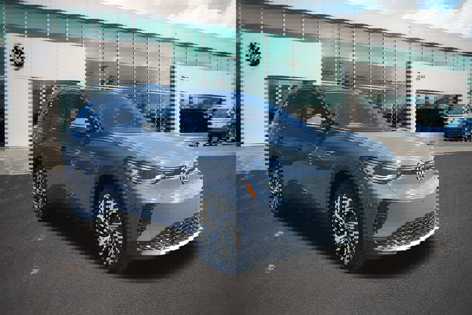 New 2026 Volkswagen ID.4 Pro S Plus image 3