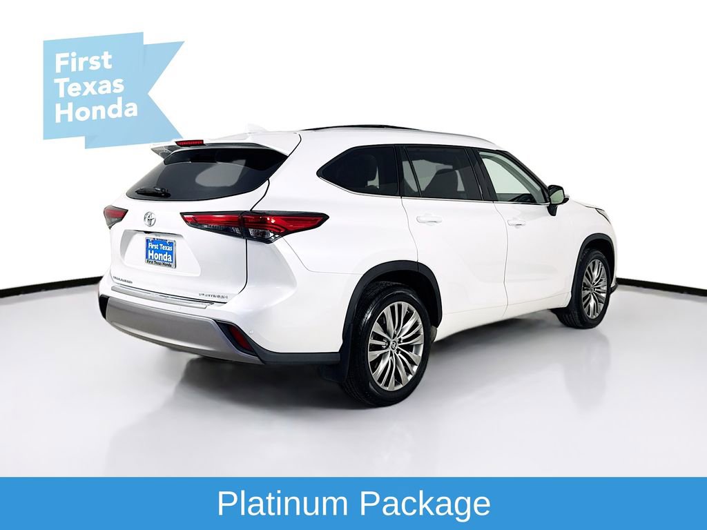 Used 2022 Toyota Highlander Platinum image 7