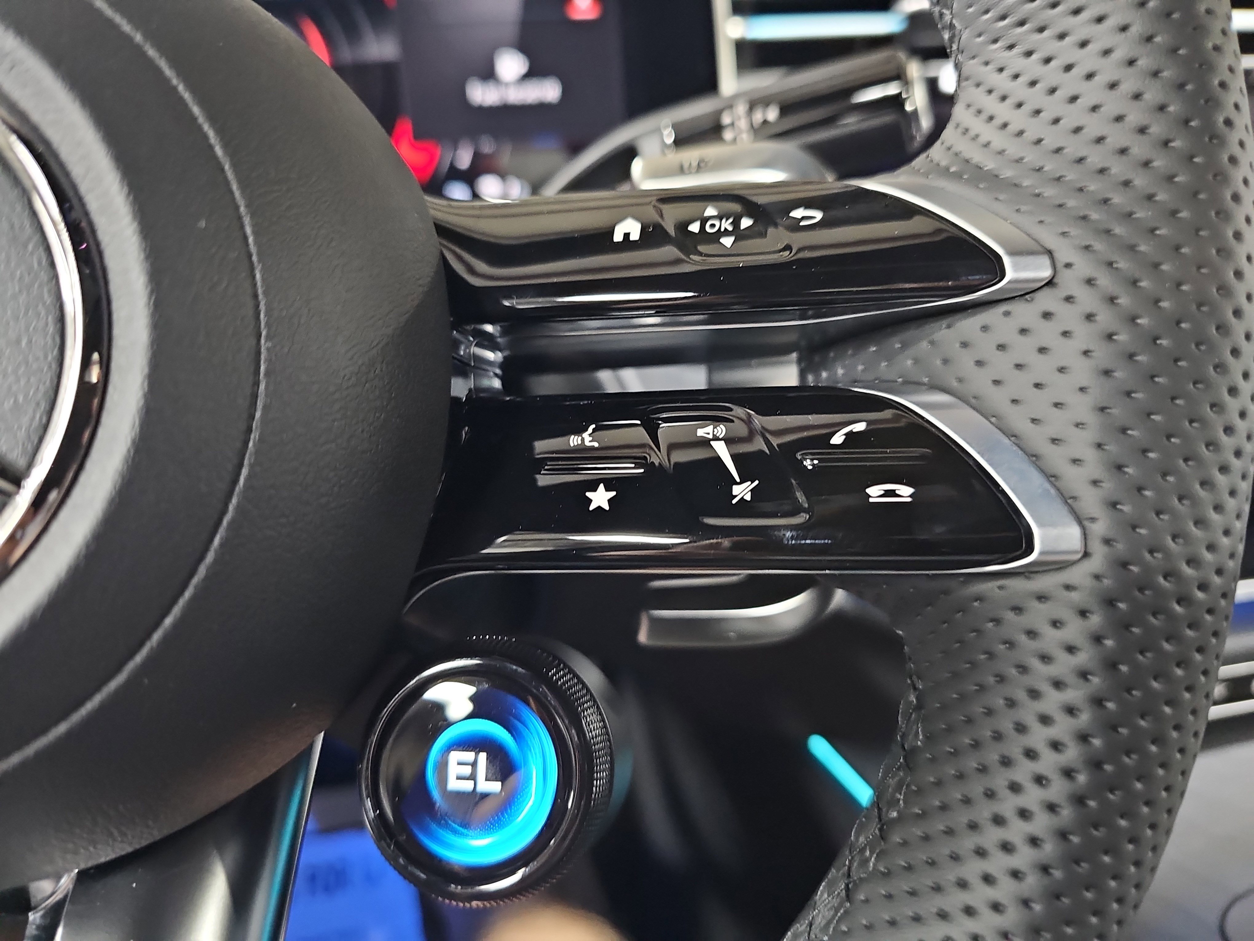 New 2026 Mercedes-Benz E 53 AMG e 4MATIC Sedan image 19