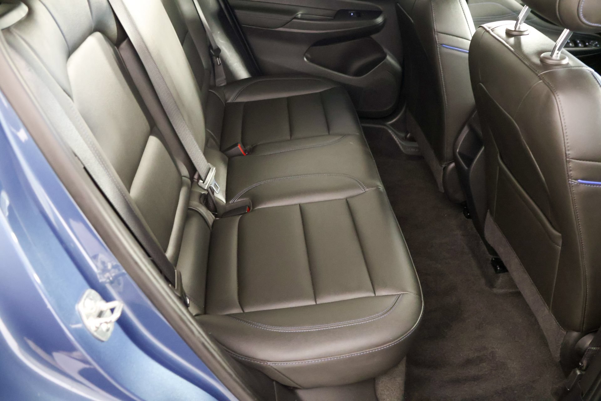 Used 2024 Buick Envista Sport Touring w/ Convenience I Package FWD image 28