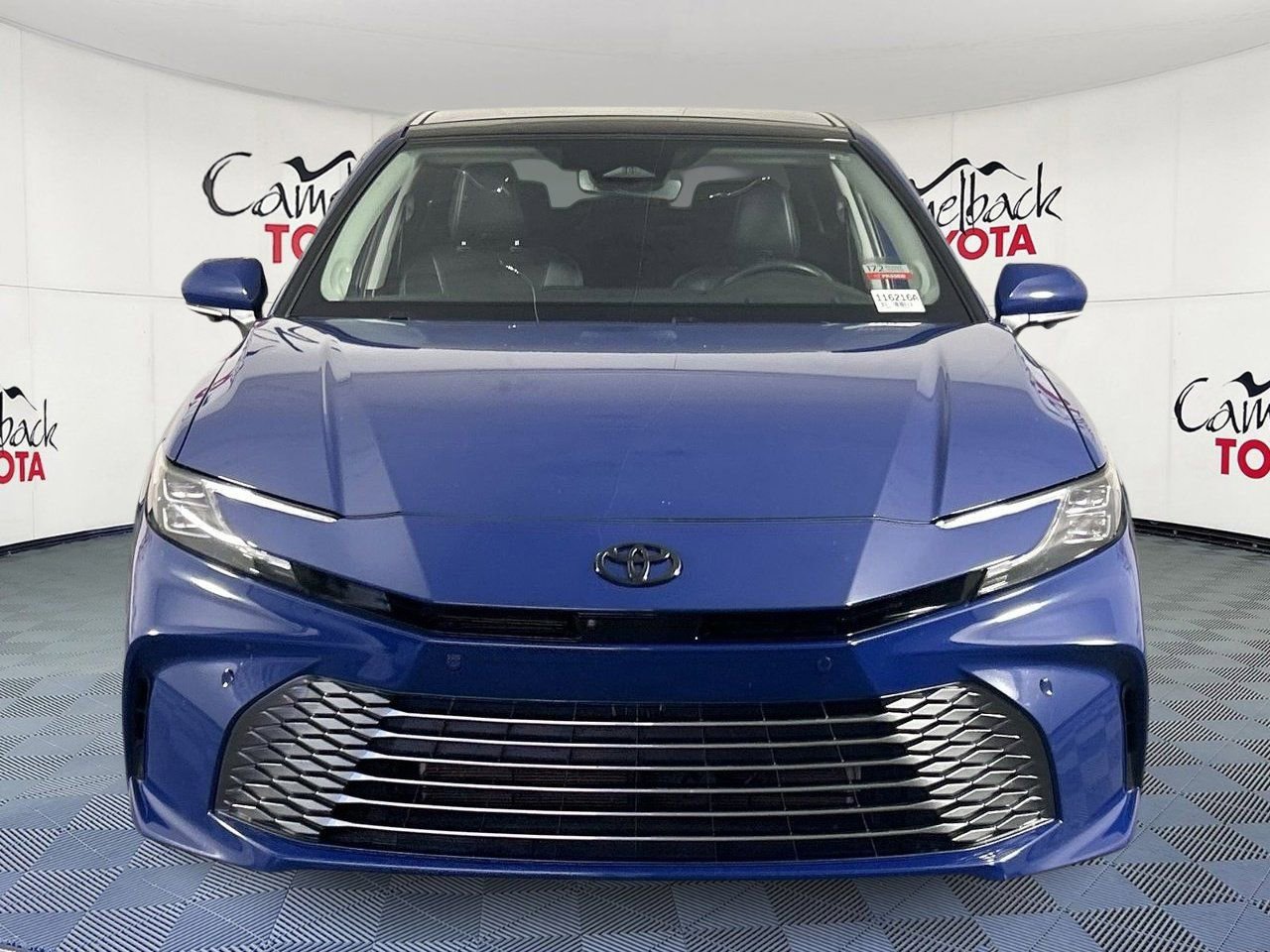 Used 2025 Toyota Camry XLE w/ Premium Plus Package FWD image 2