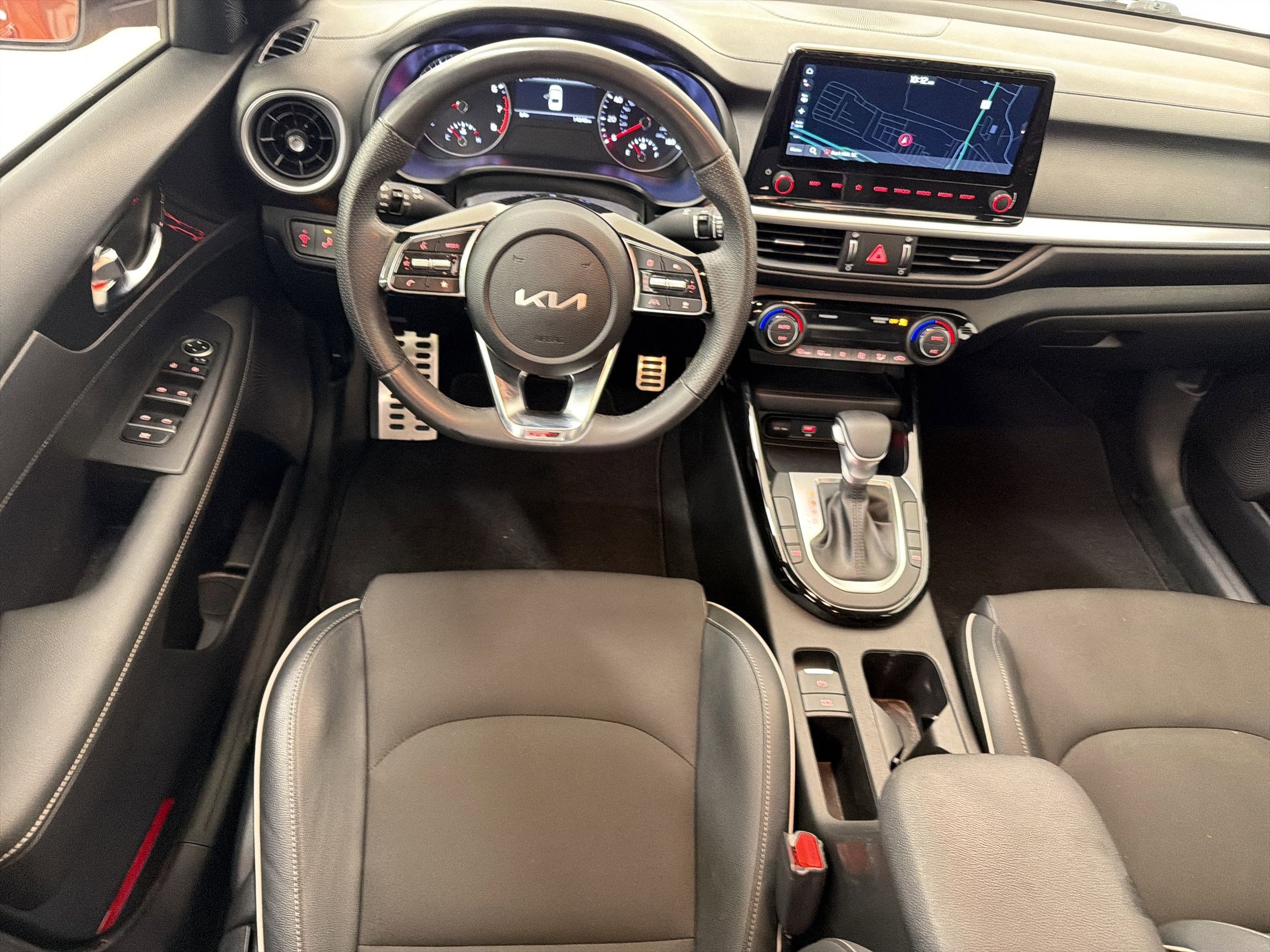 Used 2023 Kia Forte GT-Line w/ GT-Line Technology Package image 27