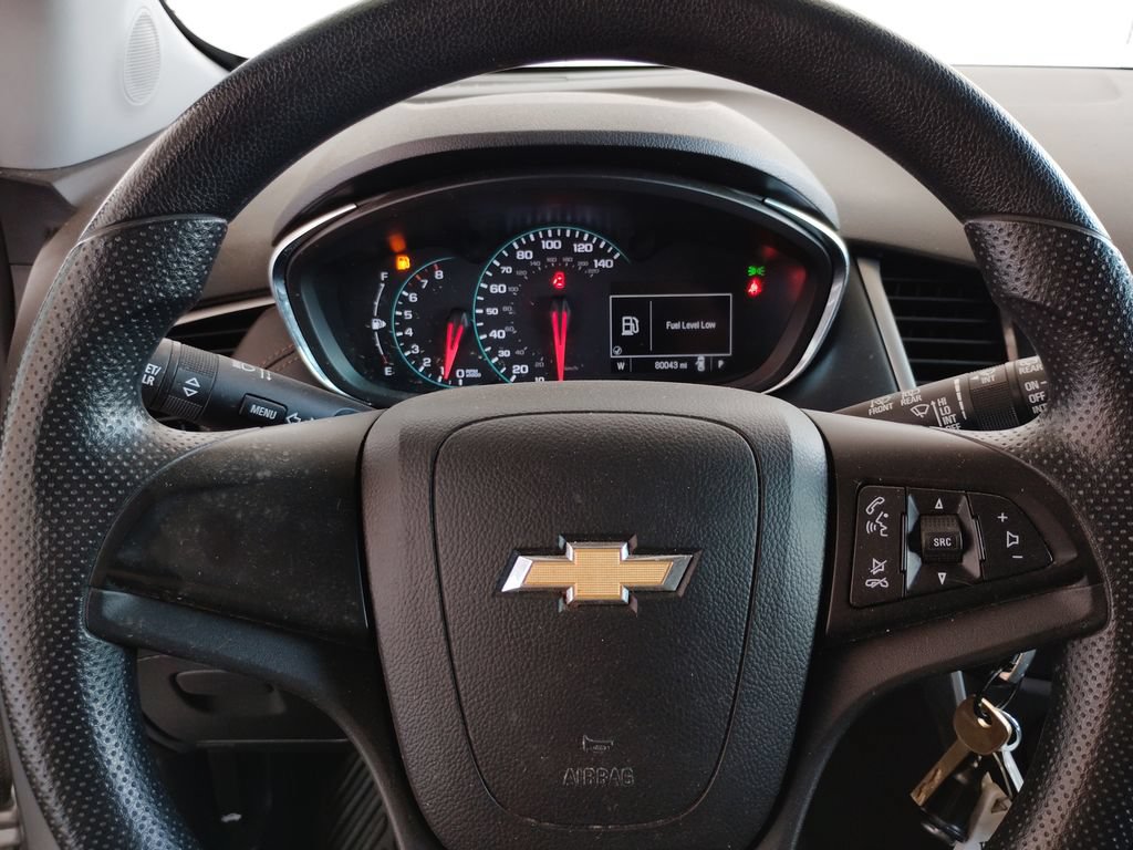 Used 2018 Chevrolet Trax LS AWD/4WD image 29