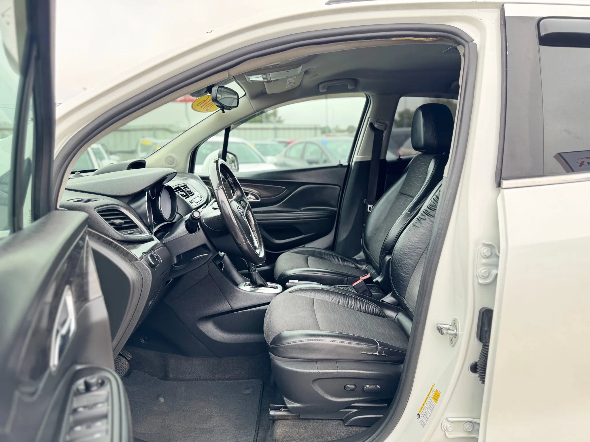 Used 2016 Buick Encore FWD image 12