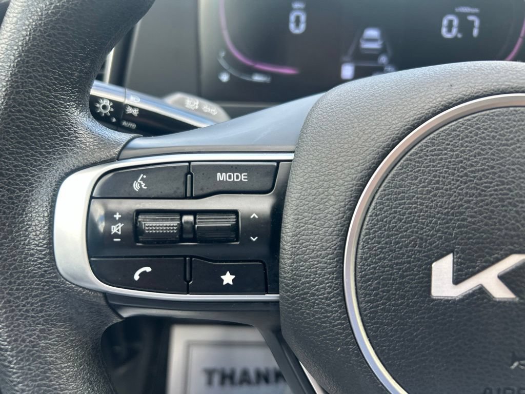 Used 2024 Kia Sportage LX FWD image 16