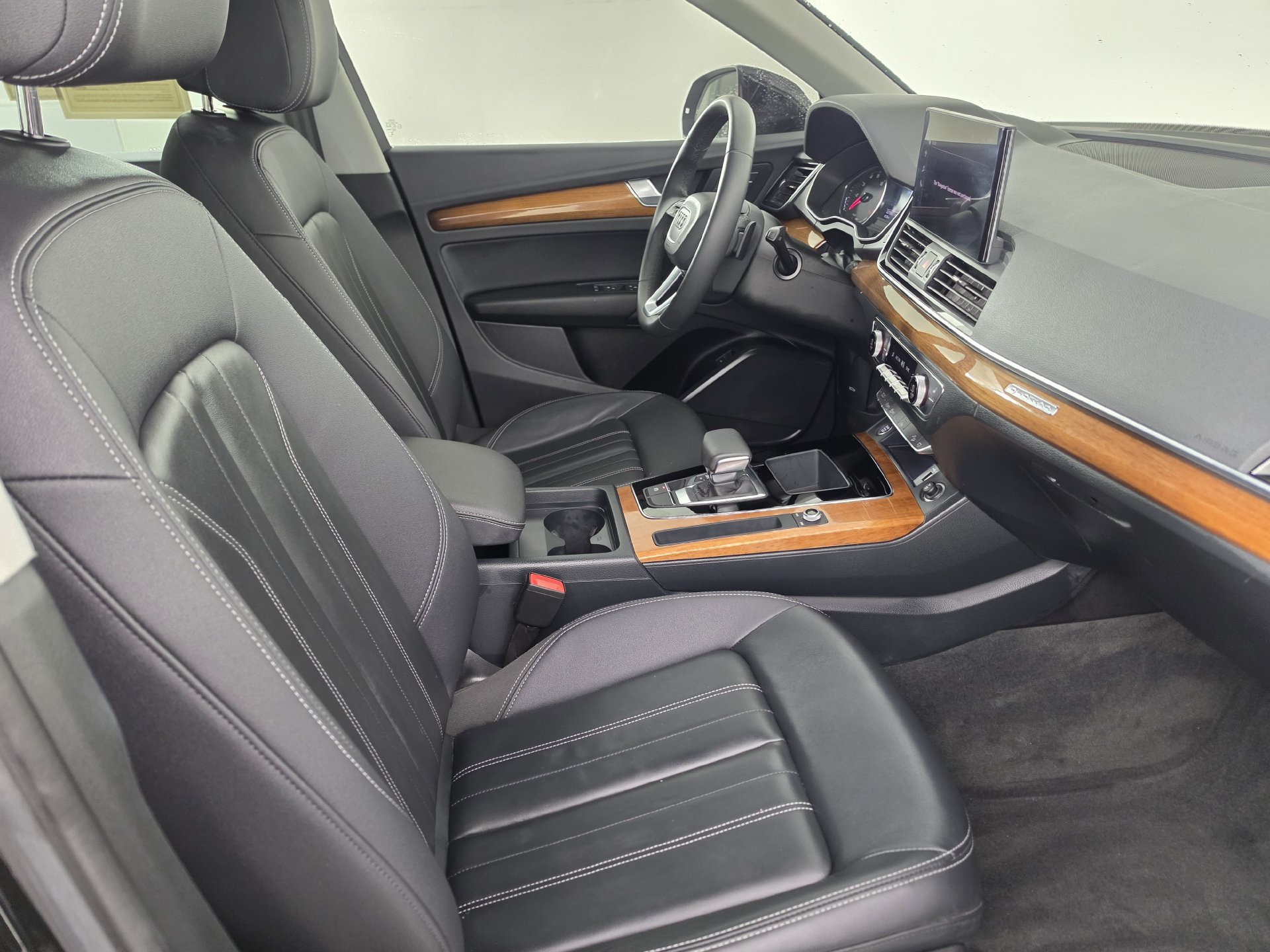 Certified 2023 Audi Q5 2.0T Premium w/ Convenience Package AWD/4WD image 35