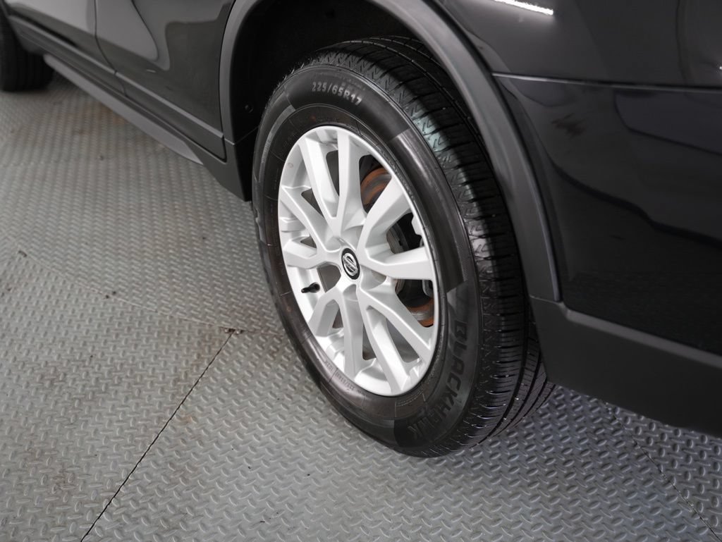 Used 2020 Nissan Rogue SV FWD image 56