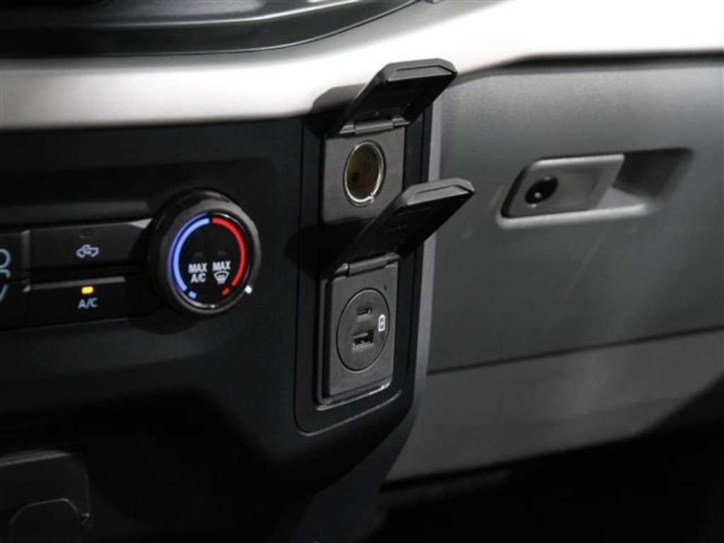 Used 2023 Ford F150 XLT image 16