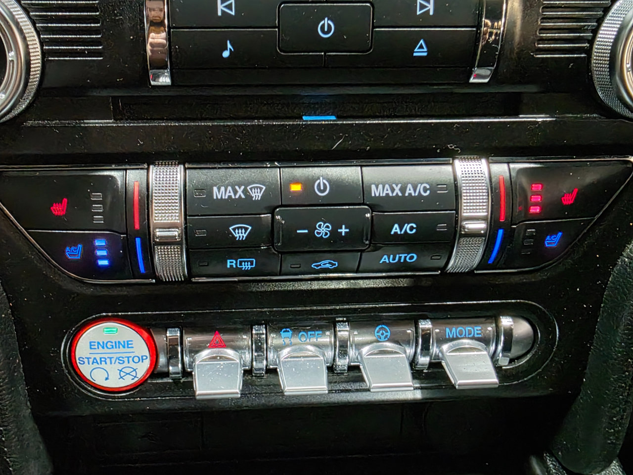 Used 2015 Ford Mustang GT Premium w/ Equipment Group 401A image 32