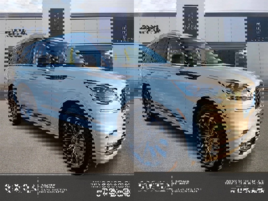 Certified 2021 Lincoln Aviator Grand Touring w/ Equipment Group 301A image 3