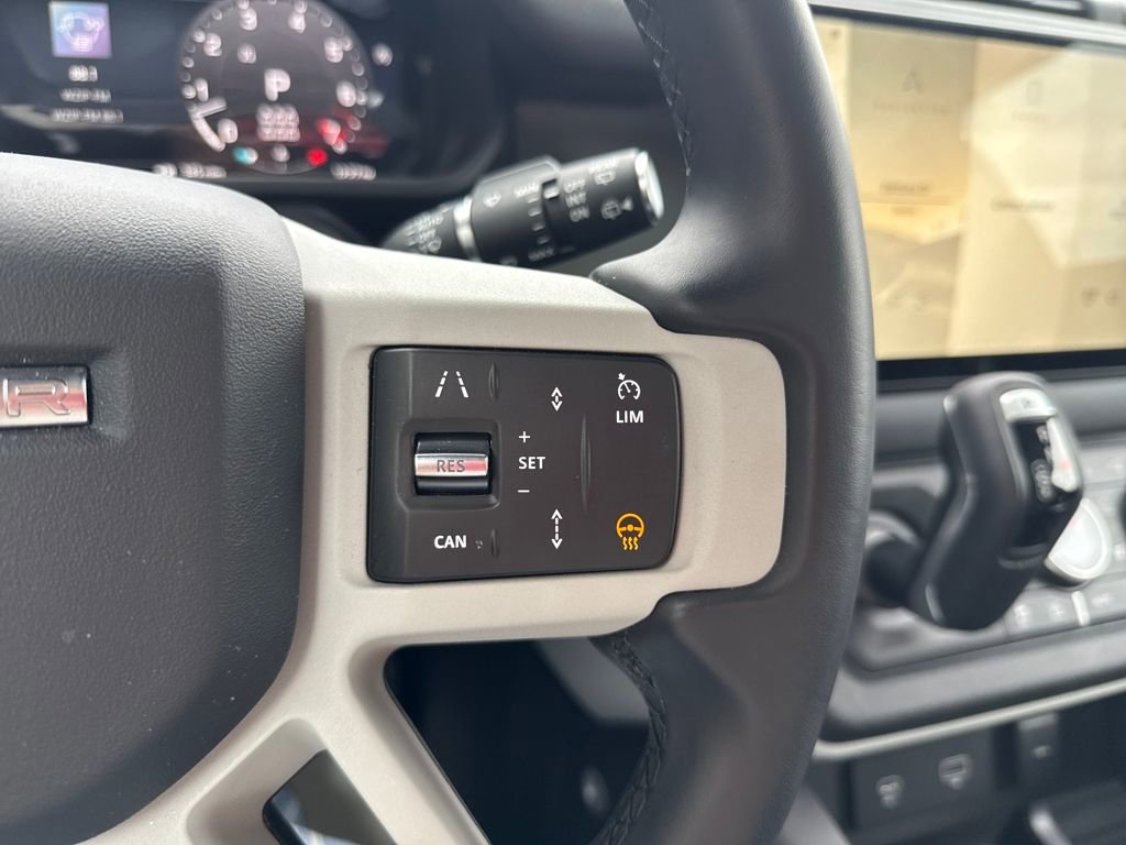 New 2024 Land Rover Defender 130 S image 24