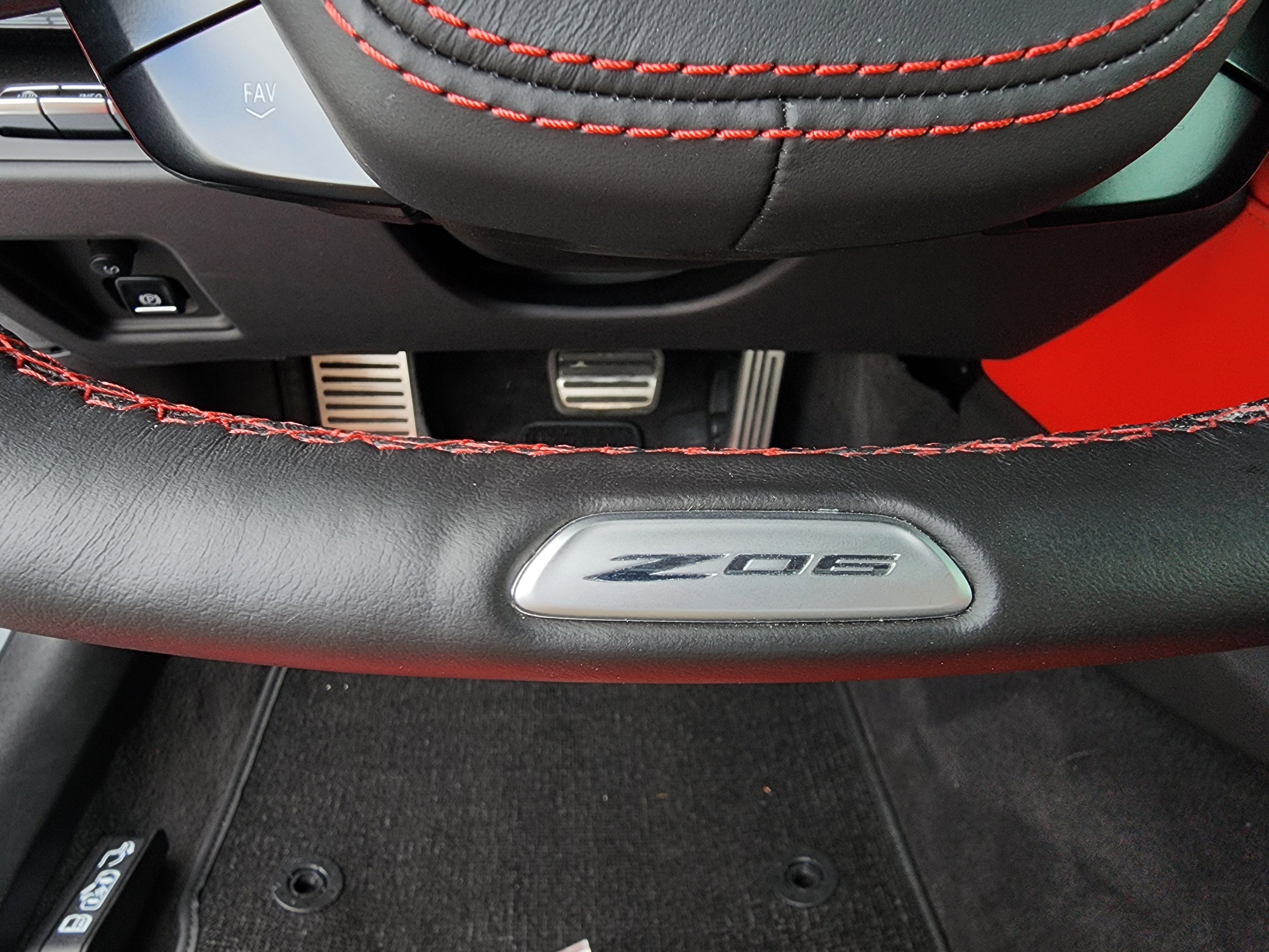 Used 2025 Chevrolet Corvette Z06 image 40