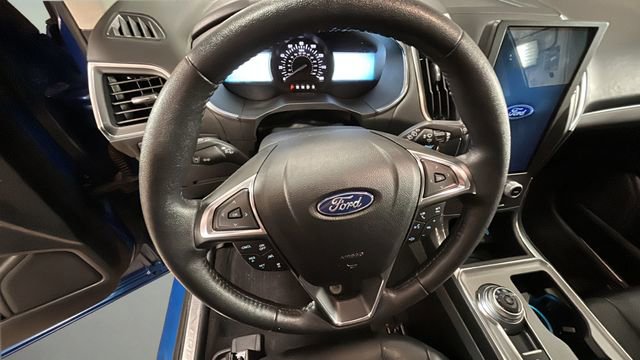 Used 2021 Ford Edge Titanium w/ Equipment Group 301A image 12