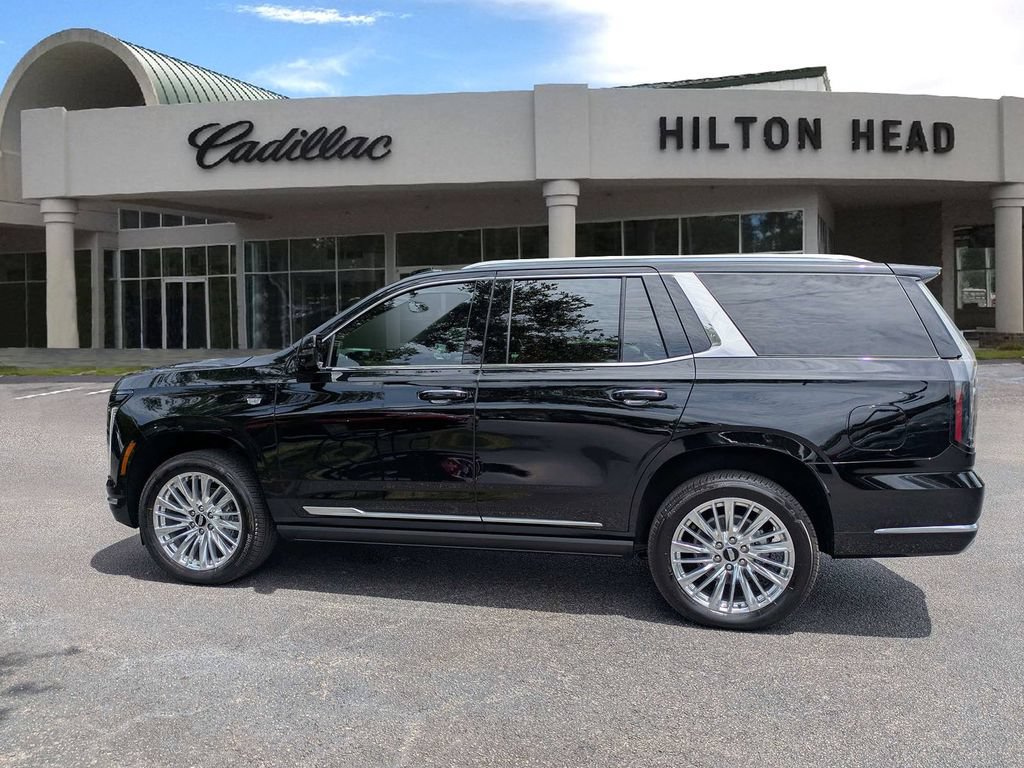 Used 2026 Cadillac Escalade Luxury AWD/4WD image 3