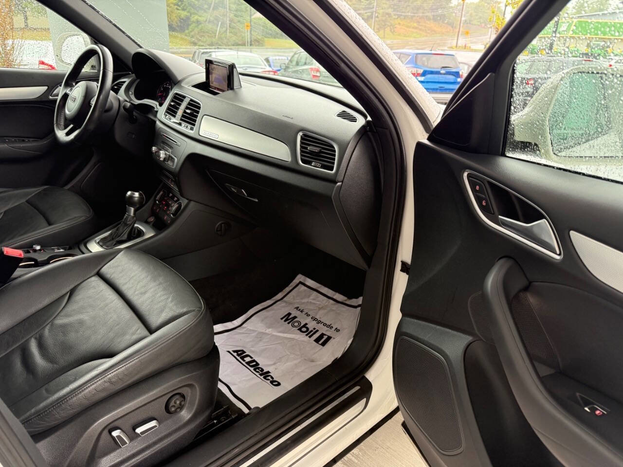 Used 2018 Audi Q3 2.0T Premium w/ Convenience Package image 16