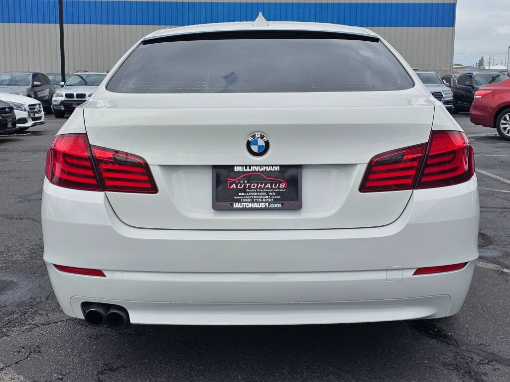 Used 2012 BMW 528i xDrive Sedan AWD/4WD image 4