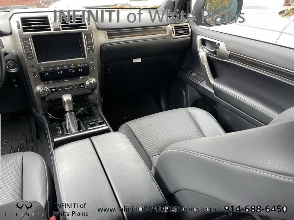 Used 2021 Lexus GX 460 Premium w/ Premium Package AWD/4WD image 9