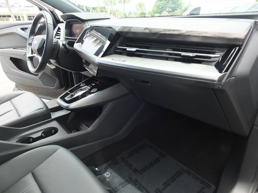 Used 2024 Audi Q4 e-tron Premium w/ Convenience Package AWD/4WD image 21