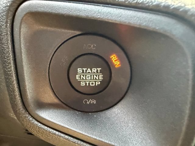 Used 2024 Jeep Wrangler Sport AWD/4WD image 27