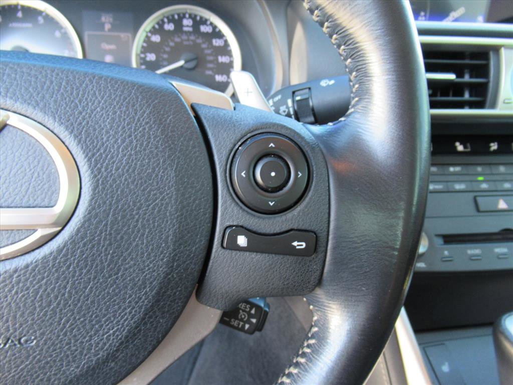 Used 2016 Lexus IS 300 AWD w/ Accessory Package 2 image 18
