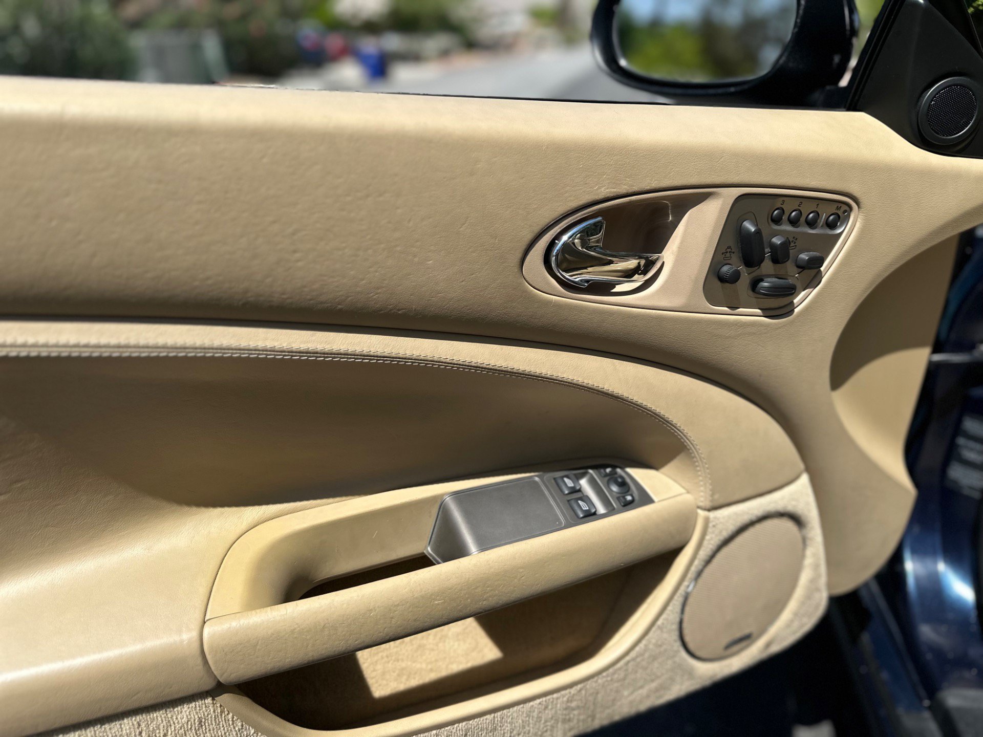 Used 2007 Jaguar XK Convertible RWD image 37