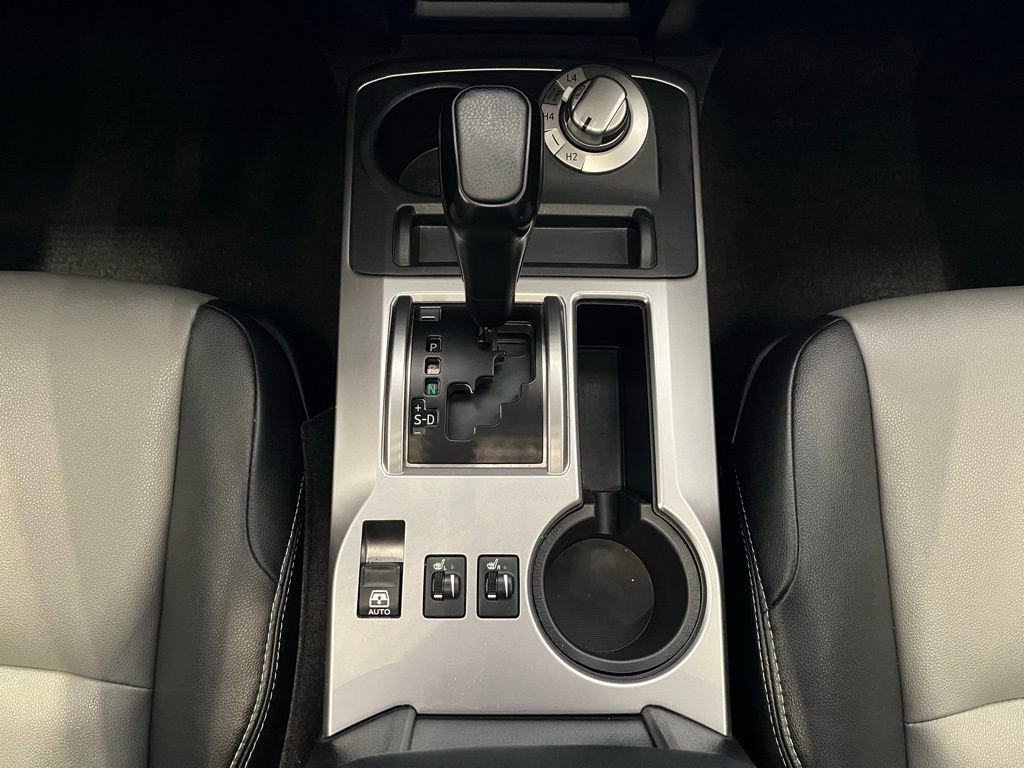 Used 2023 Toyota 4Runner SR5 Premium w/ Moonroof Package AWD/4WD image 32