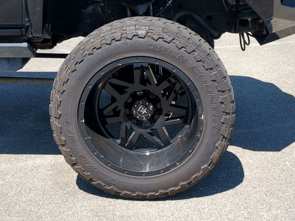 Used 2017 GMC Sierra 2500 Denali w/ Duramax Plus Package image 11