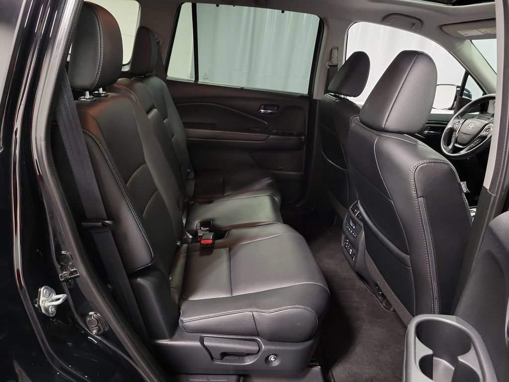 Used 2018 Honda Pilot Touring image 28