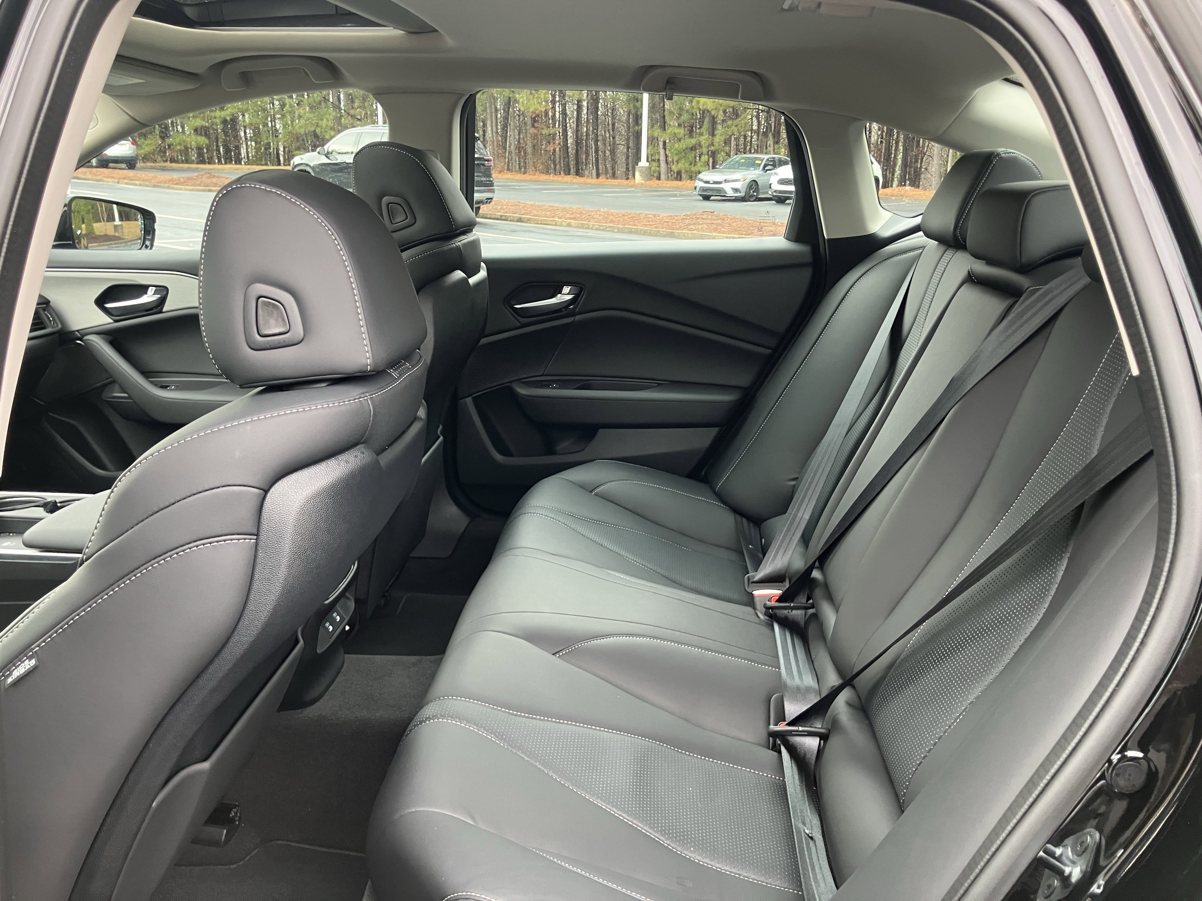 Used 2025 Acura TLX w/ Technology Package image 34