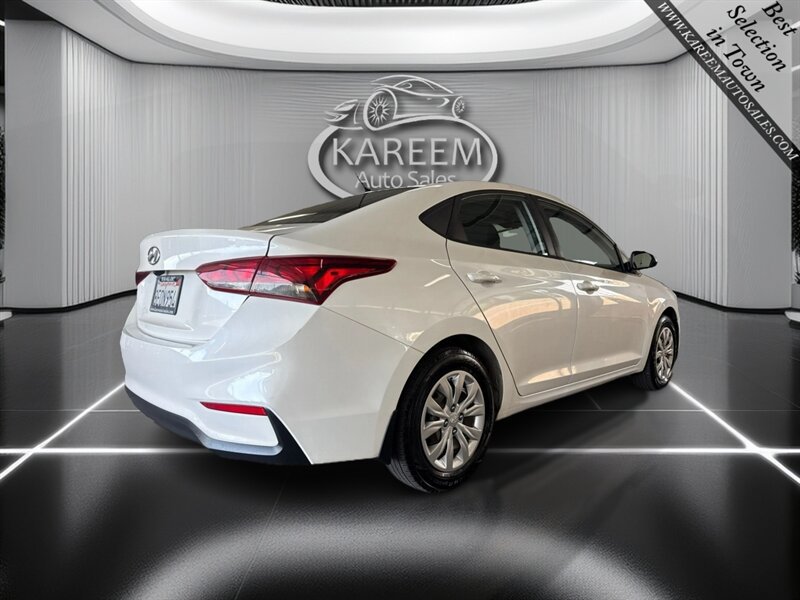 Used 2018 Hyundai Accent FWD image 5