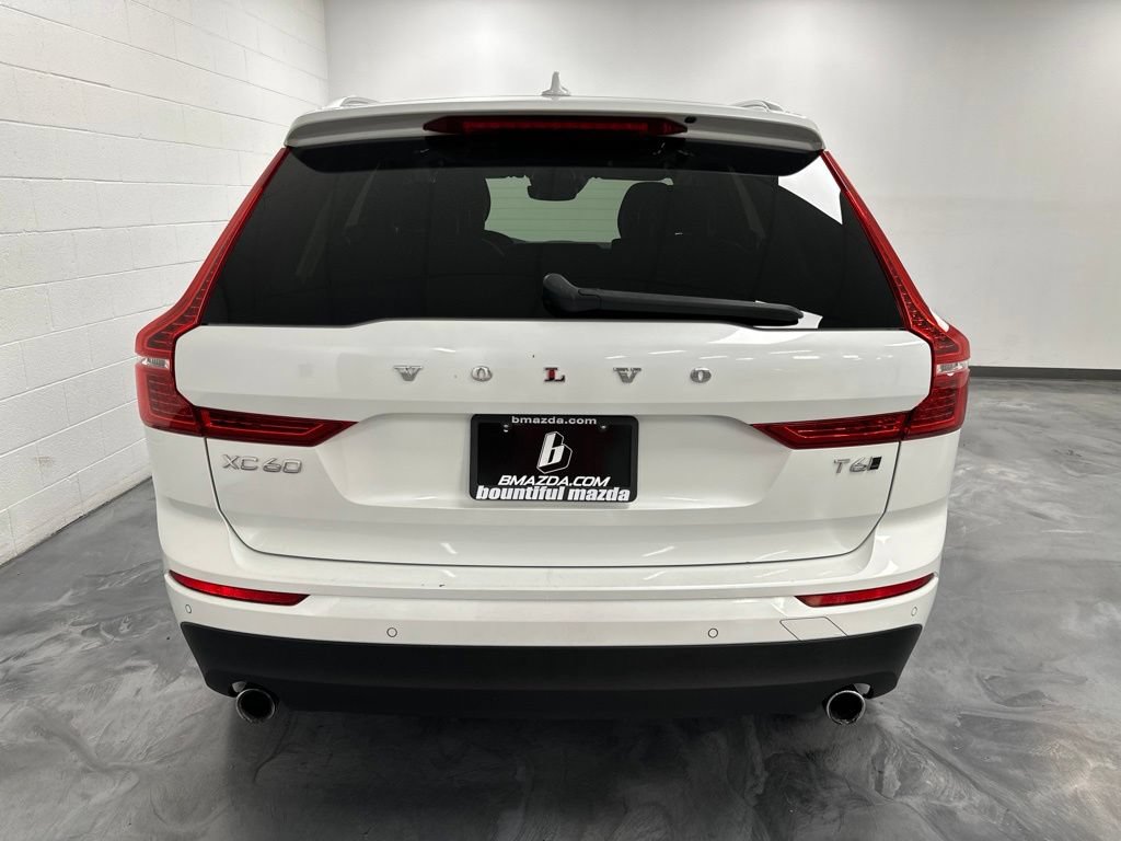 Used 2019 Volvo XC60 T6 Momentum w/ Multimedia Package AWD/4WD image 7