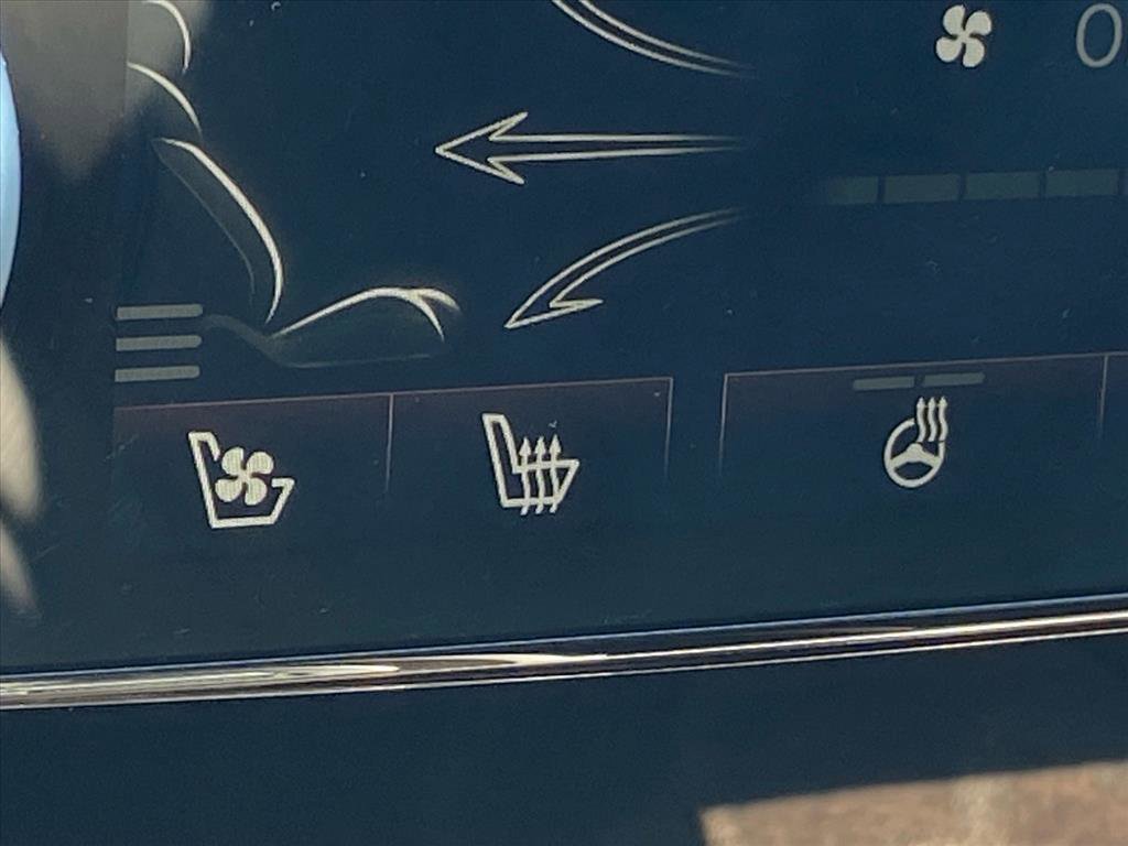 Used 2023 Genesis G80 image 14