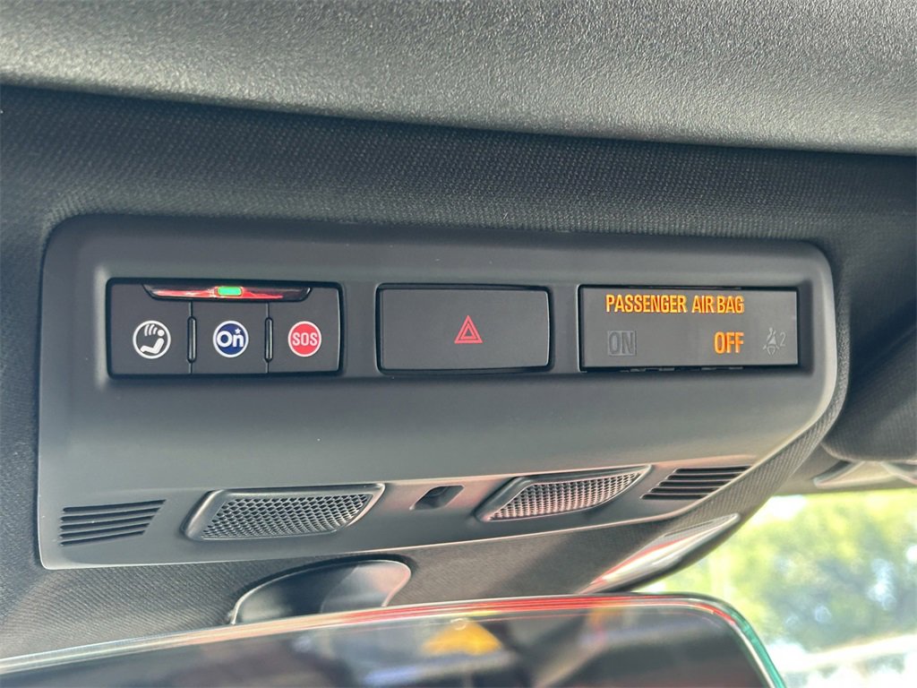 Used 2021 Chevrolet Corvette Stingray Coupe w/ Z51 Performance Package image 31