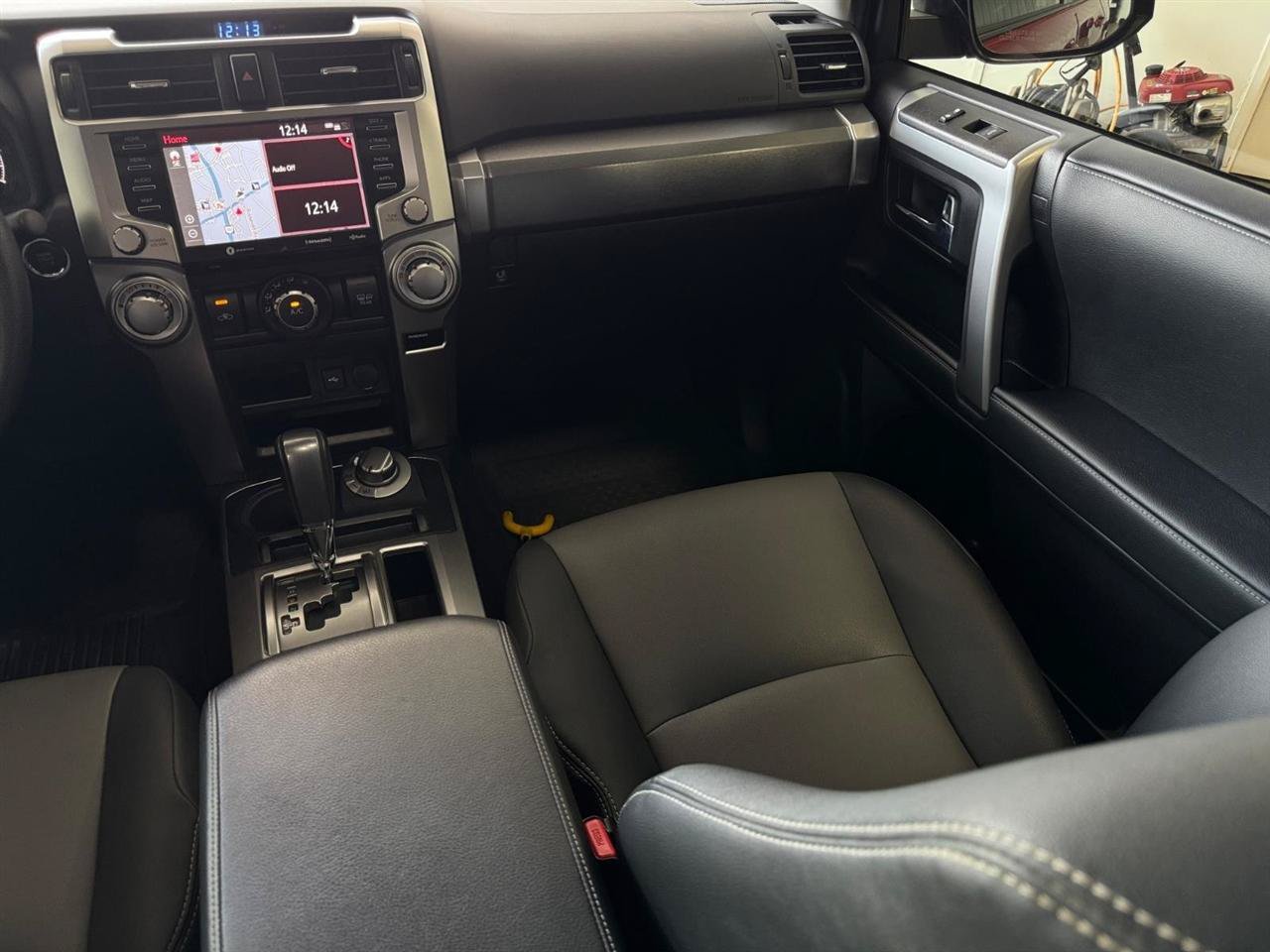 Used 2020 Toyota 4Runner TRD Off-Road Premium w/ Moonroof Package AWD/4WD image 6