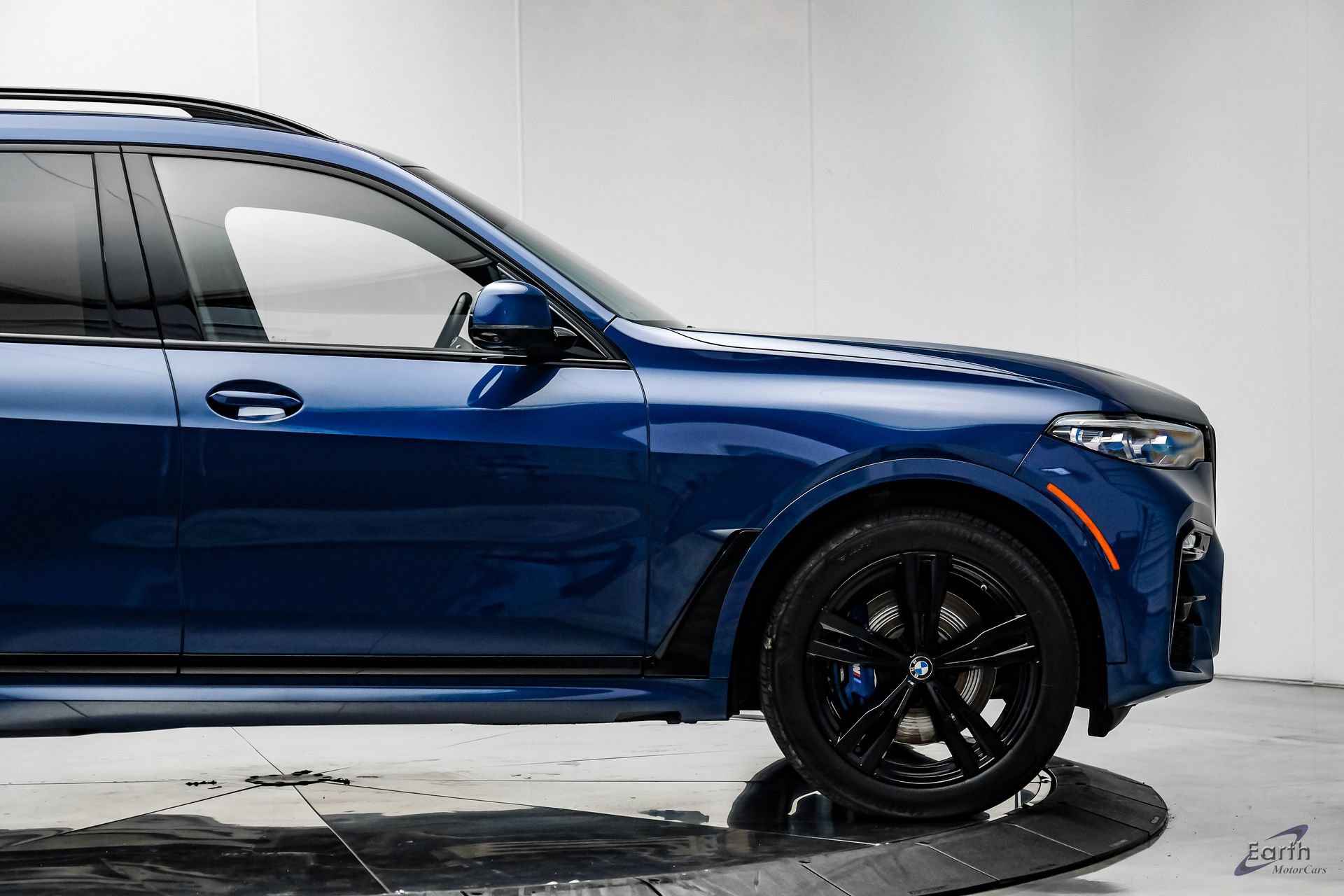 Used 2022 BMW X7 M50i w/ Dynamic Handling Package AWD/4WD image 20