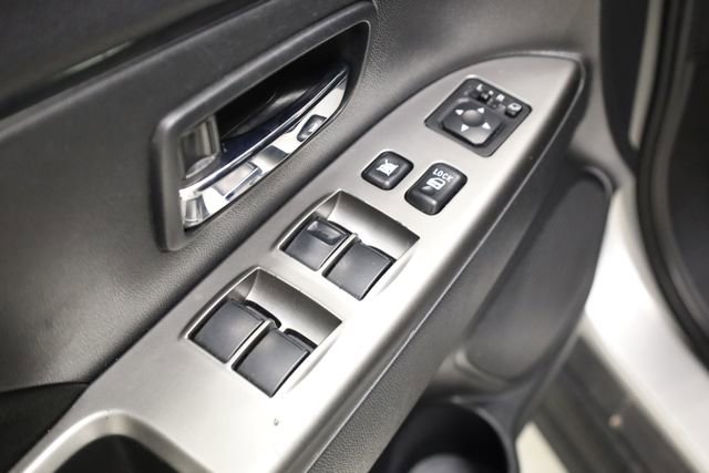 Used 2020 Mitsubishi Outlander Sport SE FWD image 18