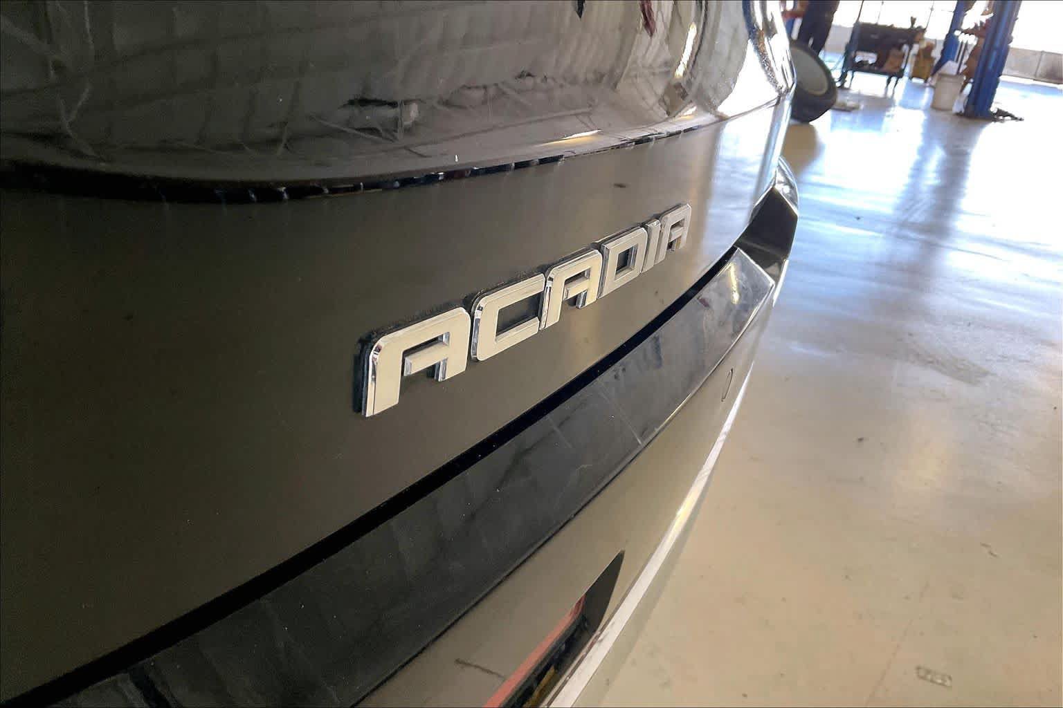 Used 2019 GMC Acadia Denali FWD image 9