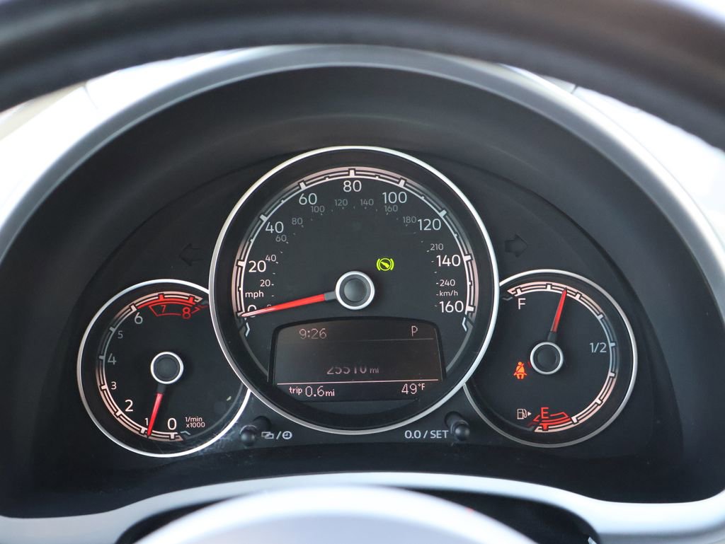 Used 2019 Volkswagen Beetle 2.0T S FWD image 27
