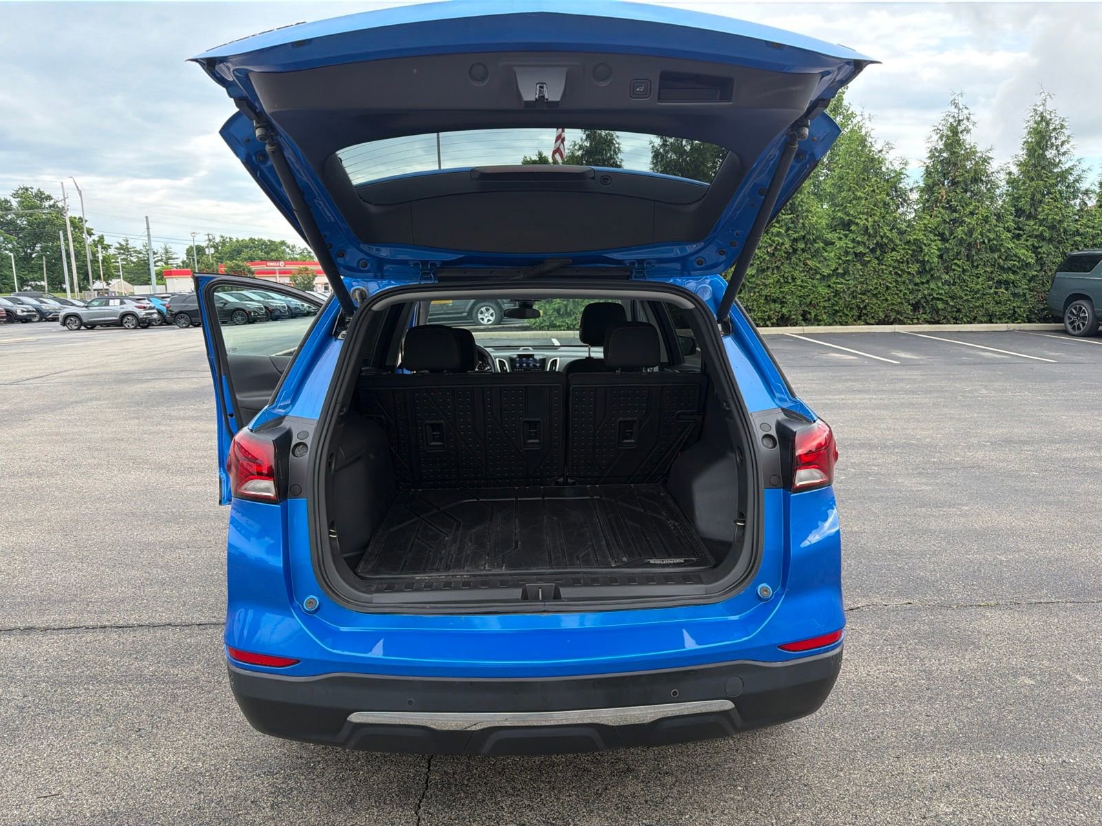 Used 2024 Chevrolet Equinox LT FWD image 26