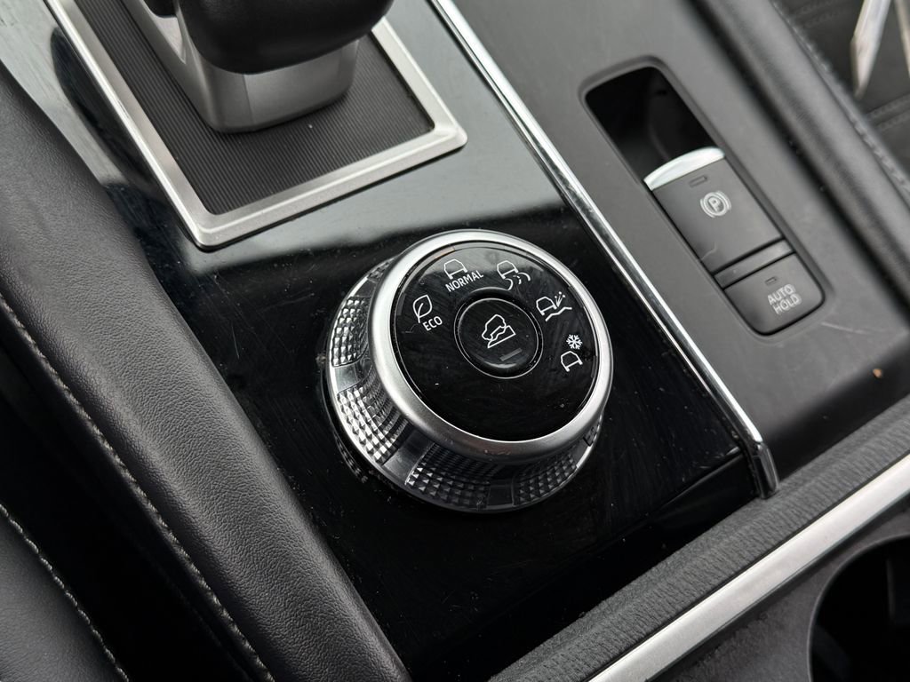 Used 2024 Mitsubishi Outlander SE image 31