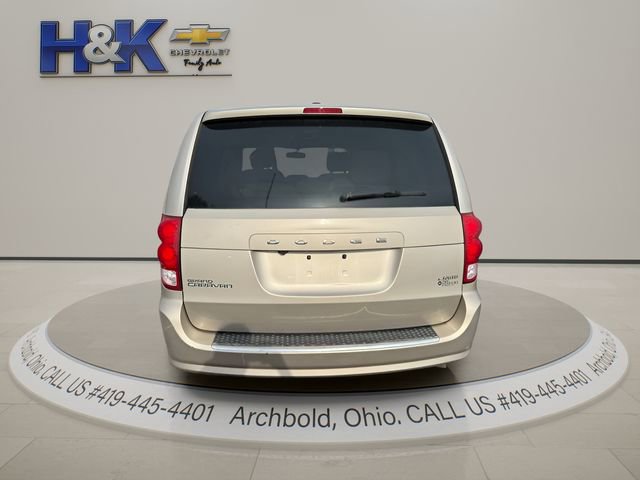 Used 2013 Dodge Grand Caravan Crew w/ Driver Convenience Group FWD image 5